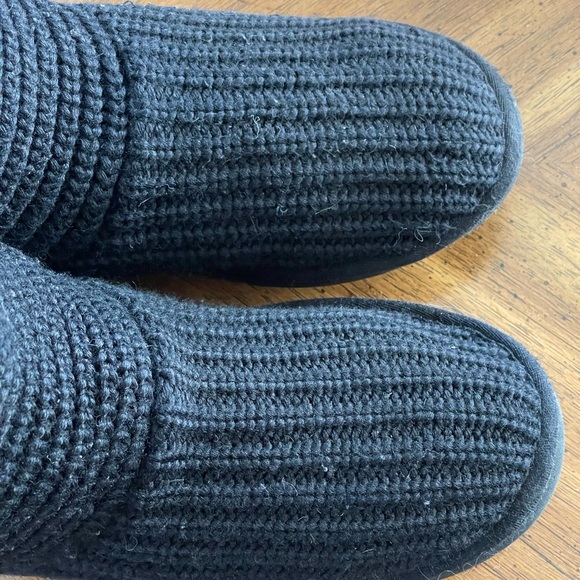 ✅SOLD✅2 Pairs Authentic UGG Boots - Picture 12 of 16